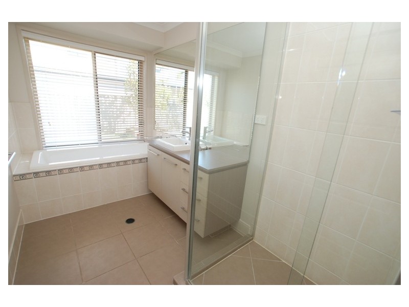 9 Krause Street, Deception Bay QLD 4508