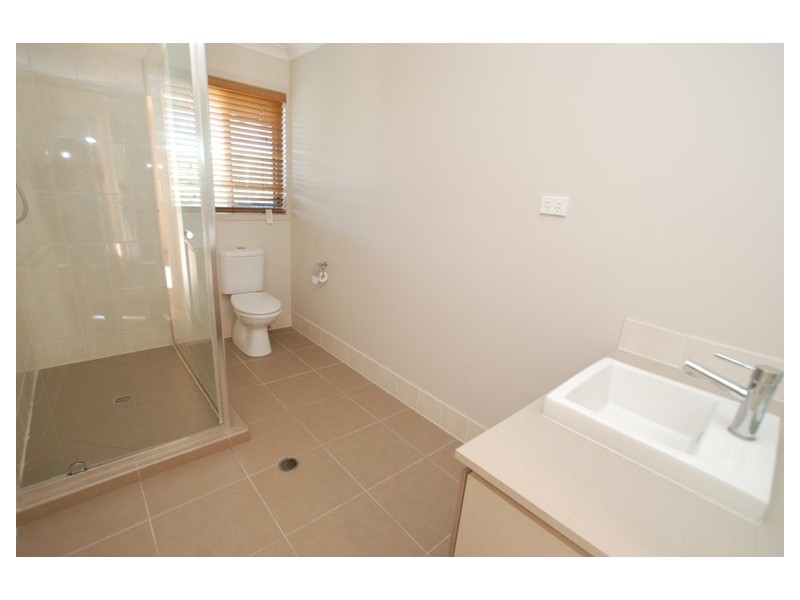 9 Krause Street, Deception Bay QLD 4508