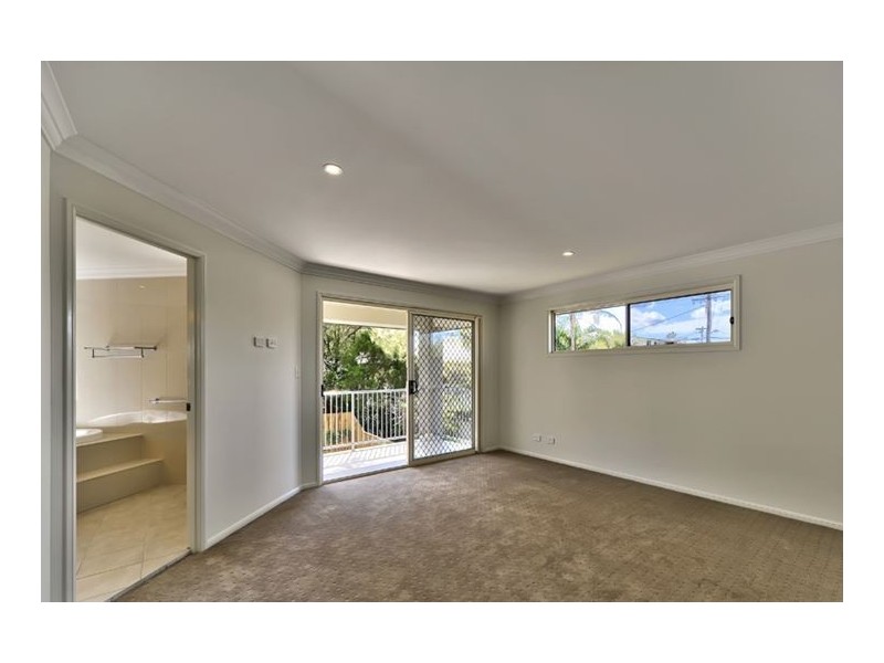 51 Taylor Street, Wavell Heights QLD 4012