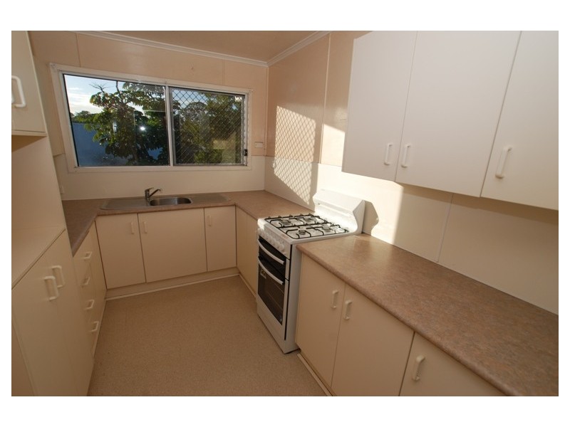 3 Dorkay Street, Stafford Heights QLD 4053