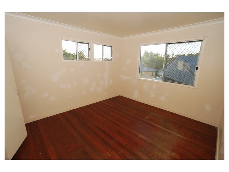 3 Dorkay Street, Stafford Heights QLD 4053