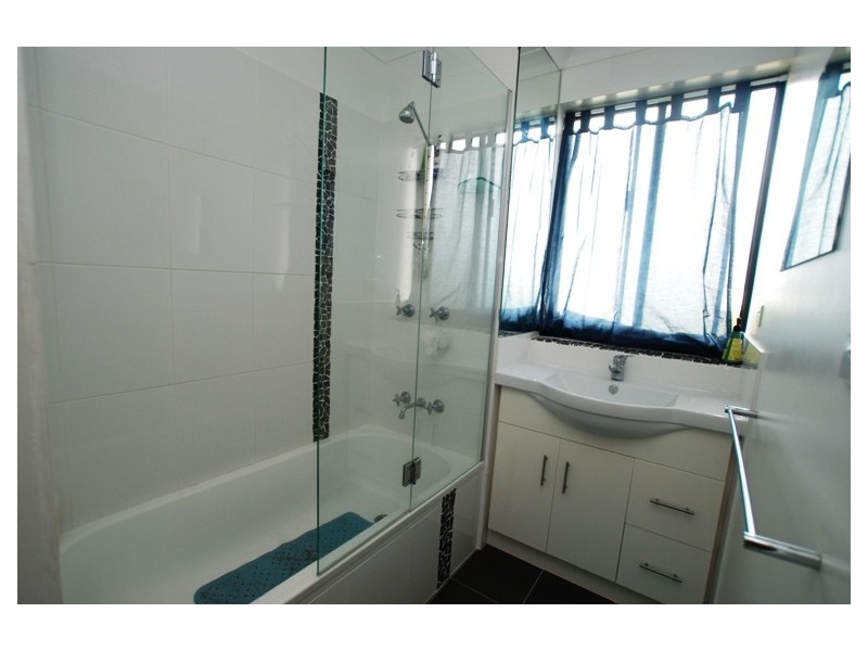 3/8 Bassano Street, Geebung QLD 4034