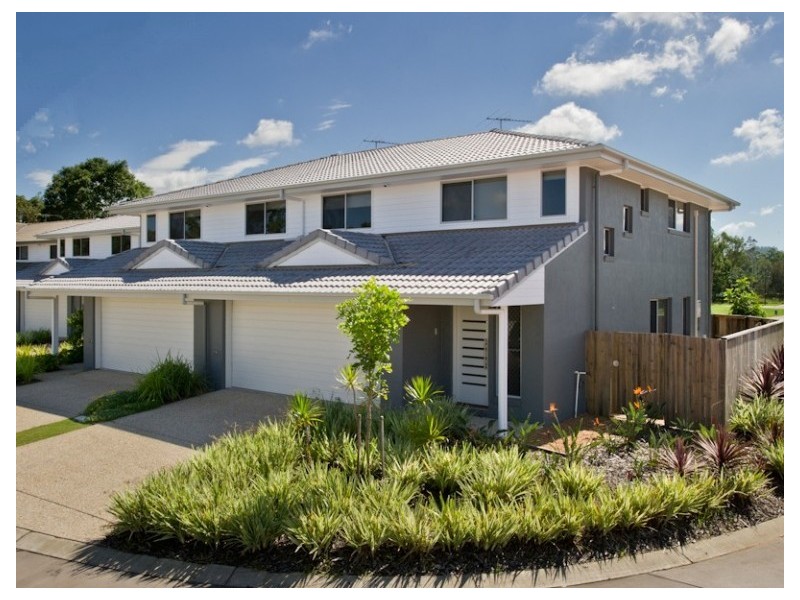 302 College Road, Karana Downs QLD 4306