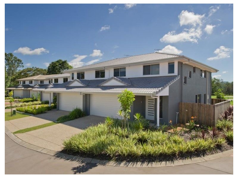 302 College Road, Karana Downs QLD 4306