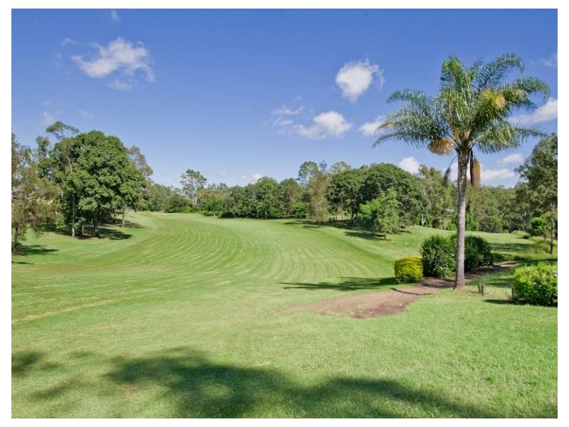 302 College Road, Karana Downs QLD 4306
