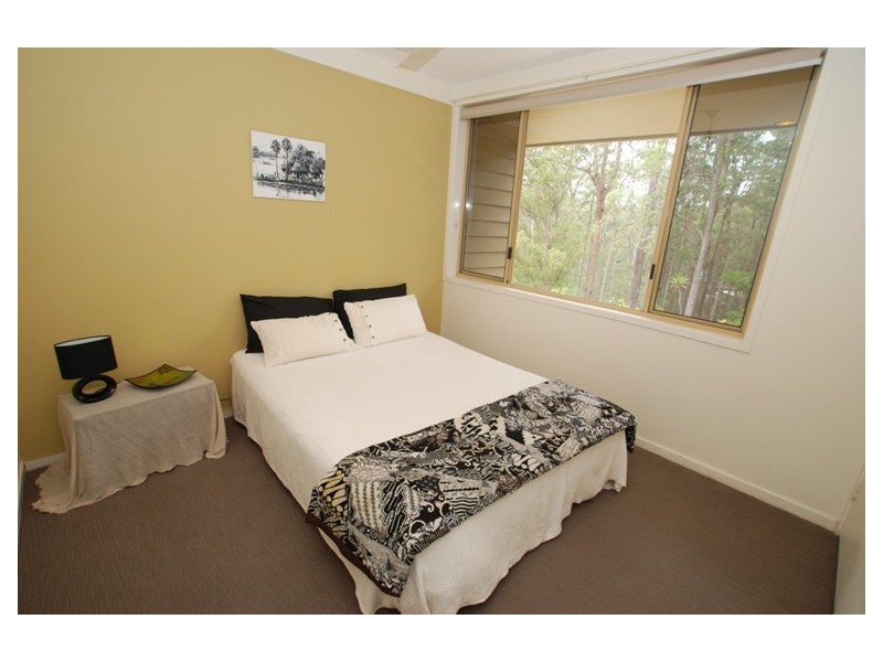 8 Thomas Court, Cashmere QLD 4500