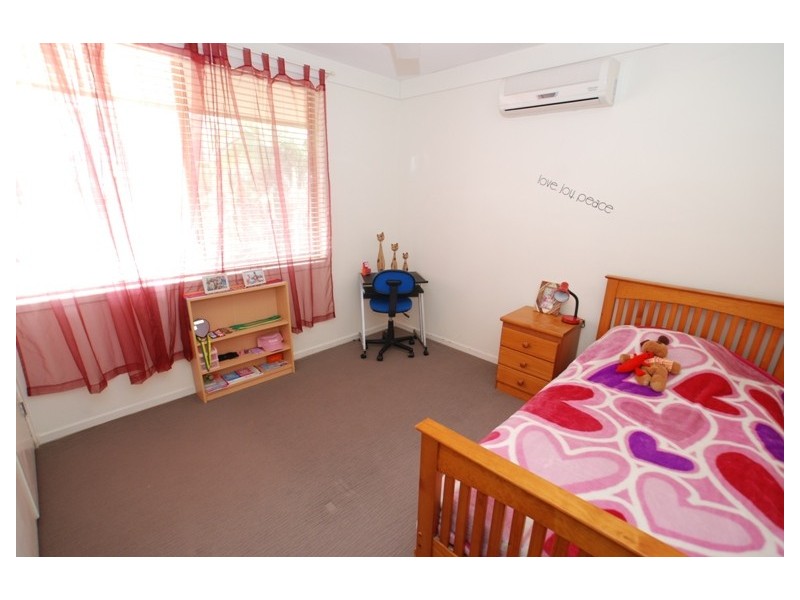 8 Thomas Court, Cashmere QLD 4500