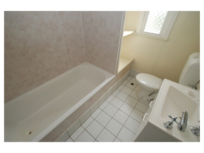 66 Crowley Street, Zillmere QLD 4034