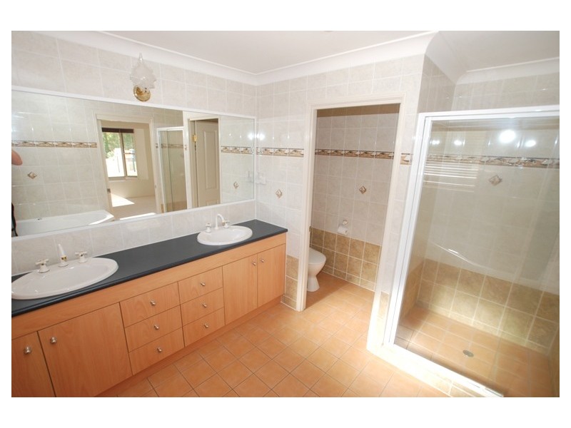9 Thyme Court, Upper Caboolture QLD 4510