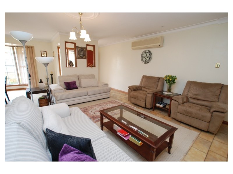 9 Stonycroft Street, Aspley QLD 4034