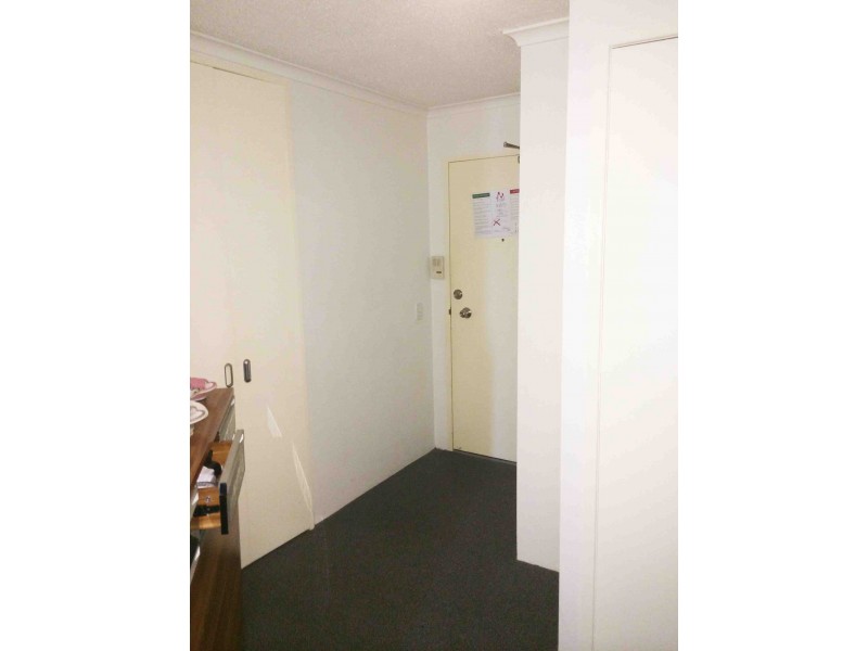 13C / 10 Marine Parade, Southport QLD 4215