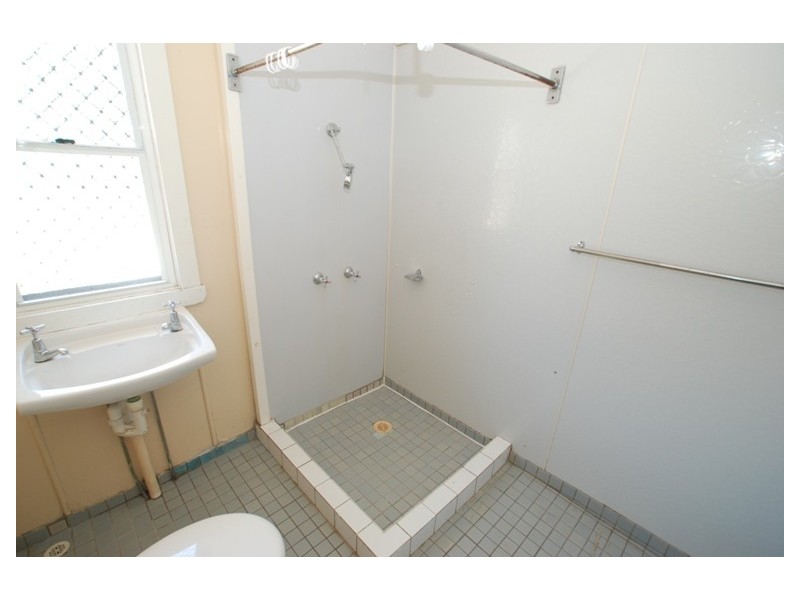 110 Mawson Street, Stafford Heights QLD 4053