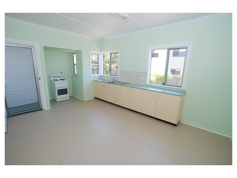 50 Unmack Street, Chermside QLD 4032