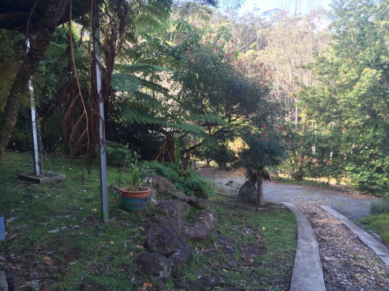 25 NORTH RD, Lower Beechmont QLD 4211
