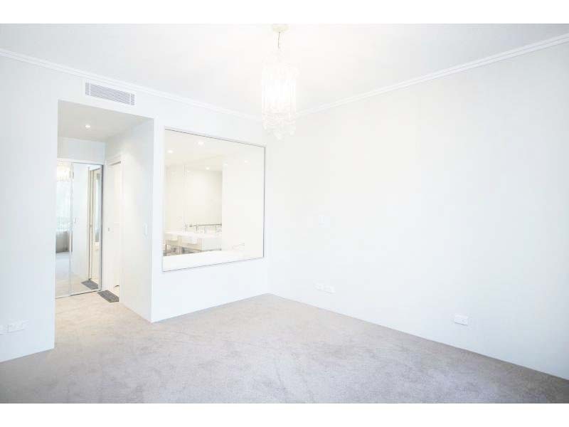 1785 RIALTO QUAY DRIVE, Hope Island QLD 4212
