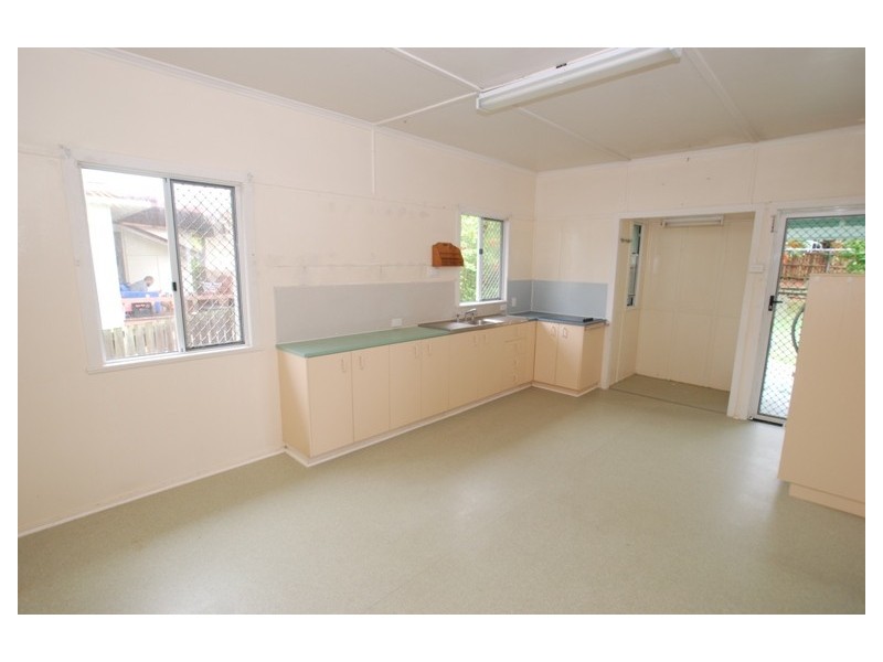 18 Garde Street, Stafford QLD 4053