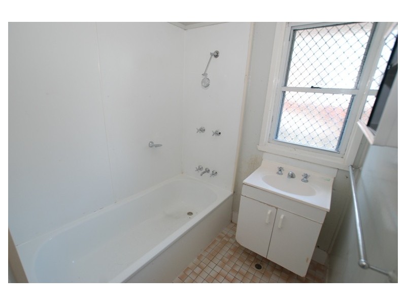 19 Maryland Street, Stafford Heights QLD 4053