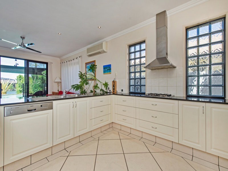 3 EASTPARK WATERS, Monterey Keys QLD 4212