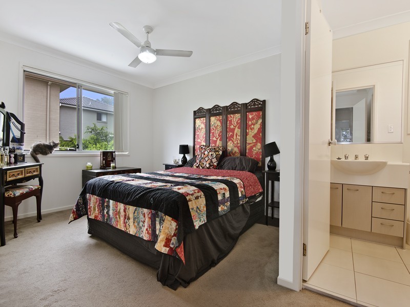 2/6-8 Petrie Street, Petrie QLD 4502