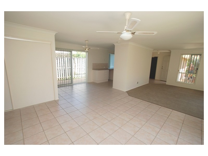 17 Petunia Close, Fitzgibbon QLD 4018