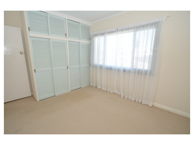 16 Strathdale Street, Aspley QLD 4034