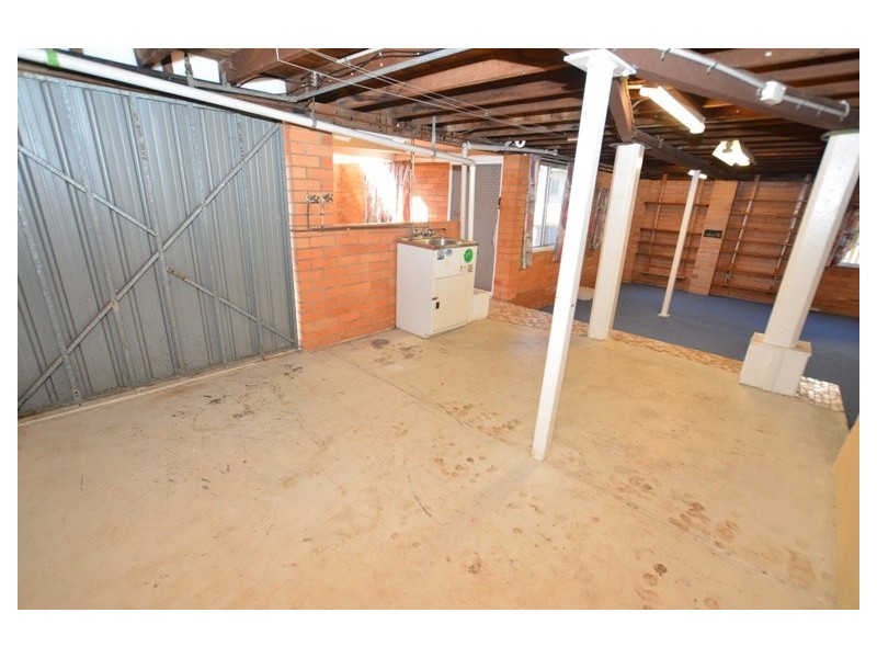 16 Strathdale Street, Aspley QLD 4034