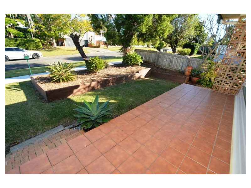 16 Strathdale Street, Aspley QLD 4034