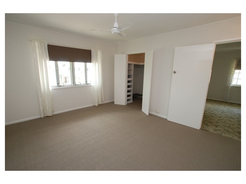 51 Latham Street, Chermside QLD 4032