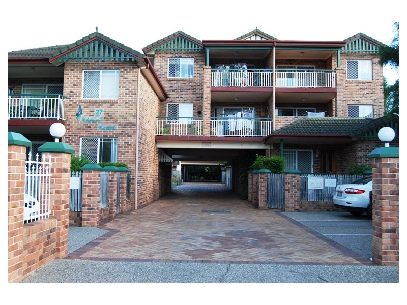 2/27 Brickfield Road, Aspley QLD 4034