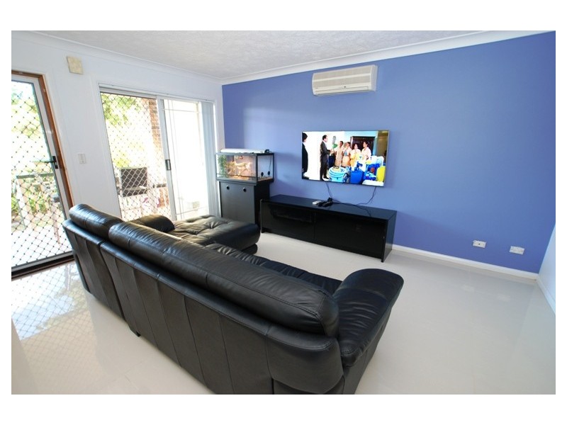 2/27 Brickfield Road, Aspley QLD 4034