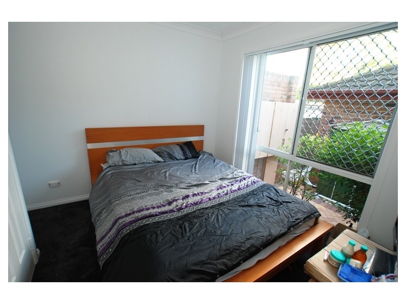 2/27 Brickfield Road, Aspley QLD 4034