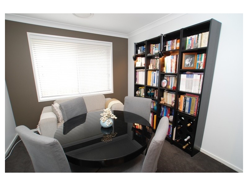 8 Centre Street, Aspley QLD 4034