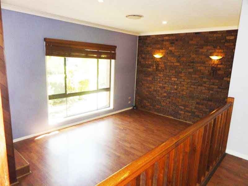 5 ELATUM COURT, Shailer Park QLD 4128