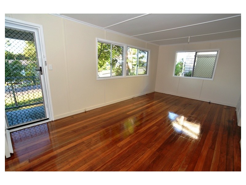 84 Ringrose Street, Stafford Heights QLD 4053