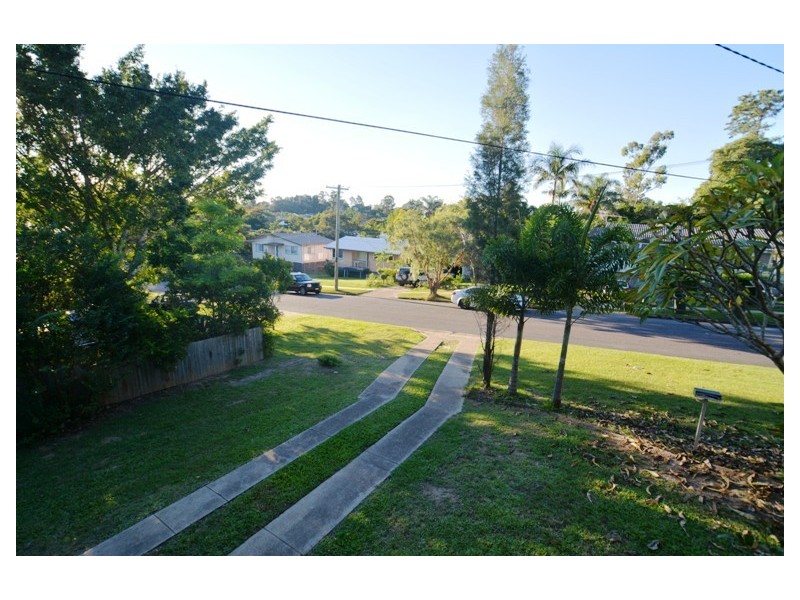 84 Ringrose Street, Stafford Heights QLD 4053