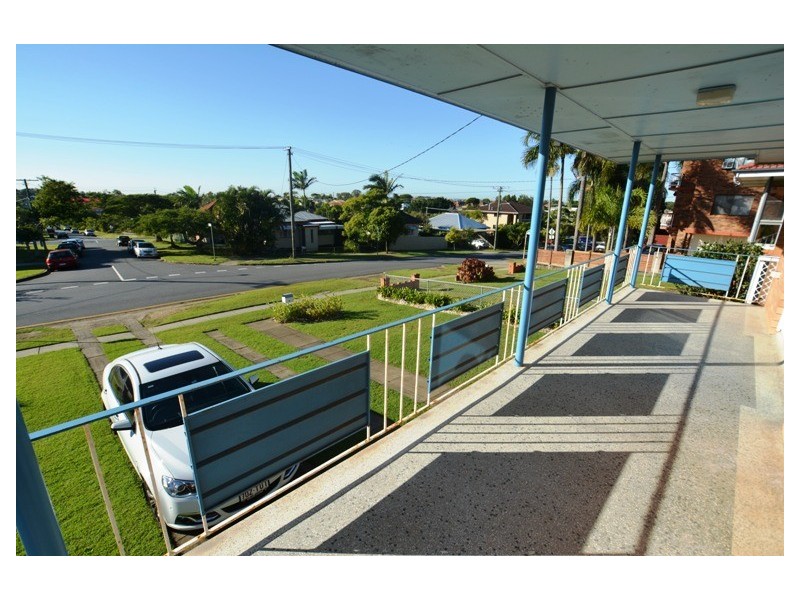 38 Hilltop Avenue, Chermside QLD 4032