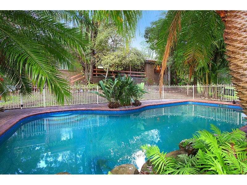 4 EWAN ST, Nerang QLD 4211