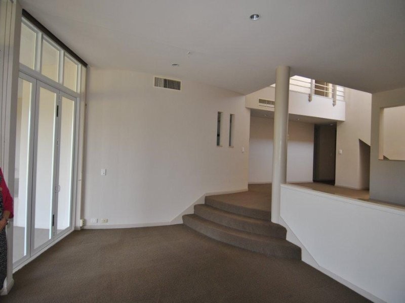 5427 BAYHILL TERRACE, Sanctuary Cove QLD 4212