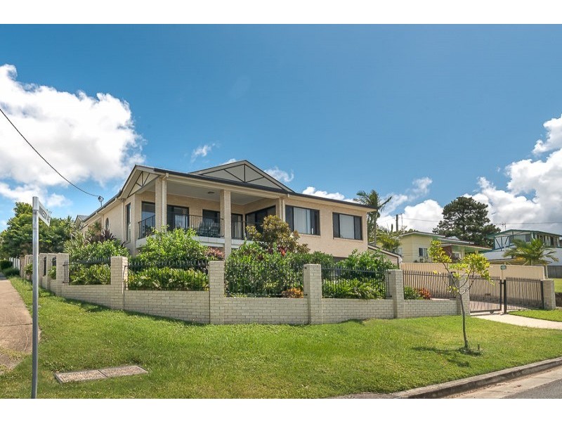 1 JIMMIESON AVENUE, Labrador QLD 4215