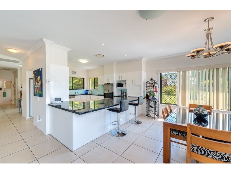 1 JIMMIESON AVENUE, Labrador QLD 4215