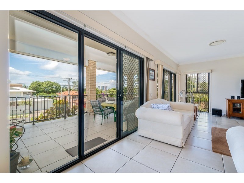 1 JIMMIESON AVENUE, Labrador QLD 4215