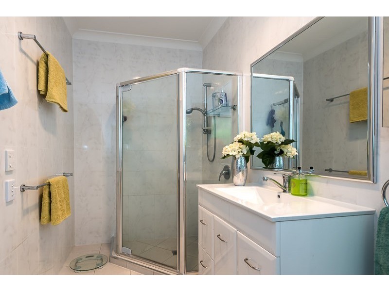 1 JIMMIESON AVENUE, Labrador QLD 4215