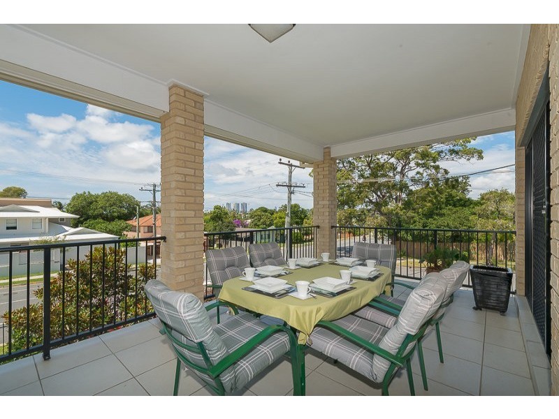 1 JIMMIESON AVENUE, Labrador QLD 4215