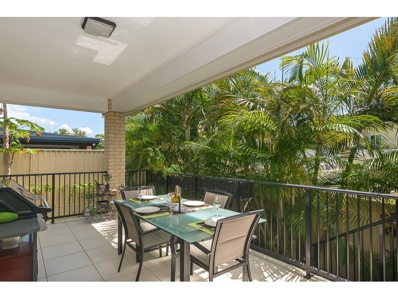 1 JIMMIESON AVENUE, Labrador QLD 4215