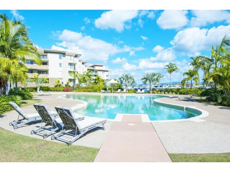 1744/1 RIALTO QUAY DRIVE, Hope Island QLD 4212
