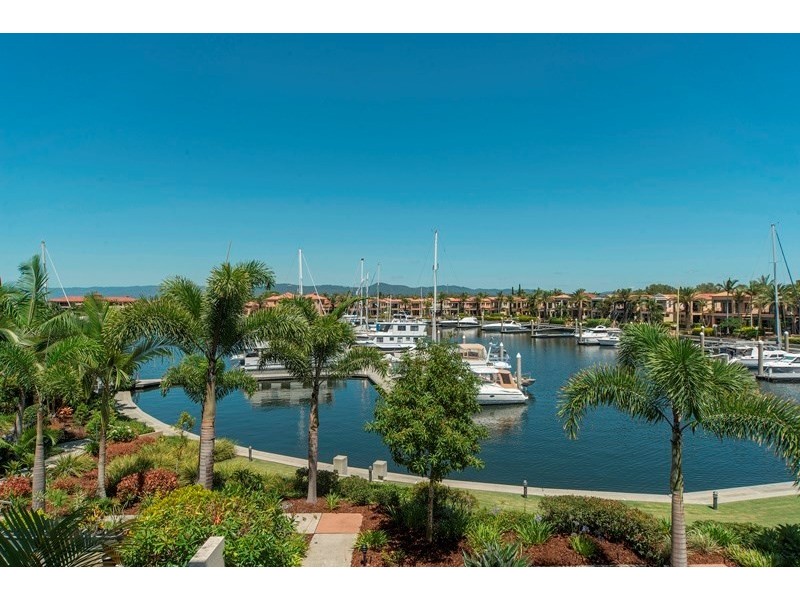 1744/1 RIALTO QUAY DRIVE, Hope Island QLD 4212