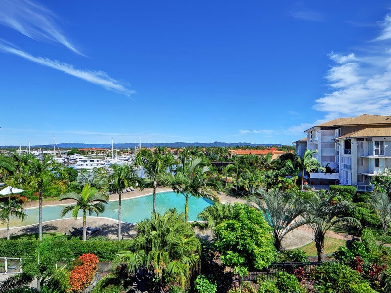1744/1 RIALTO QUAY DRIVE, Hope Island QLD 4212