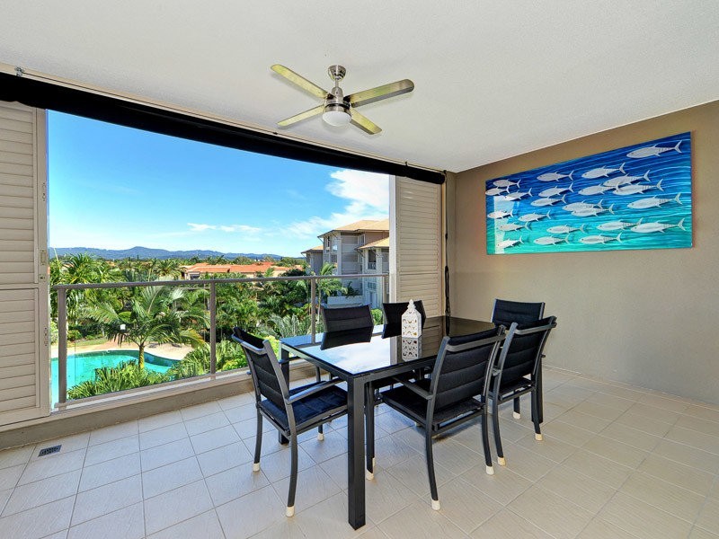 1744/1 RIALTO QUAY DRIVE, Hope Island QLD 4212