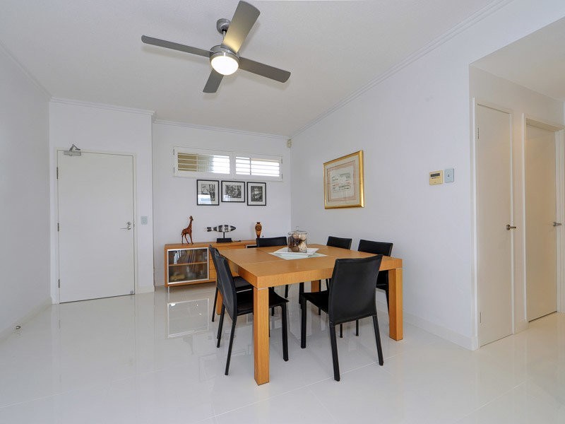1744/1 RIALTO QUAY DRIVE, Hope Island QLD 4212