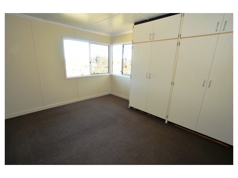 19 Landscape Street, Stafford Heights QLD 4053